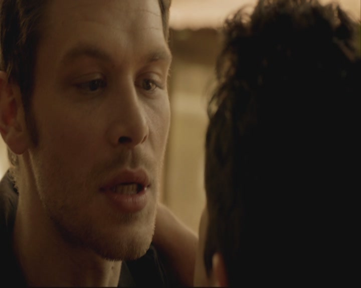 VampireDiariesWorld-dot-org_TheOriginals1x07Bloodletting-deletedscenes0298.jpg