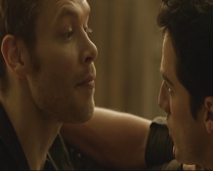 VampireDiariesWorld-dot-org_TheOriginals1x07Bloodletting-deletedscenes0306.jpg