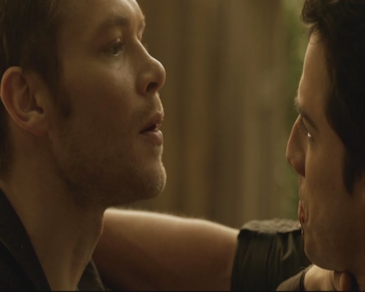 VampireDiariesWorld-dot-org_TheOriginals1x07Bloodletting-deletedscenes0310.jpg