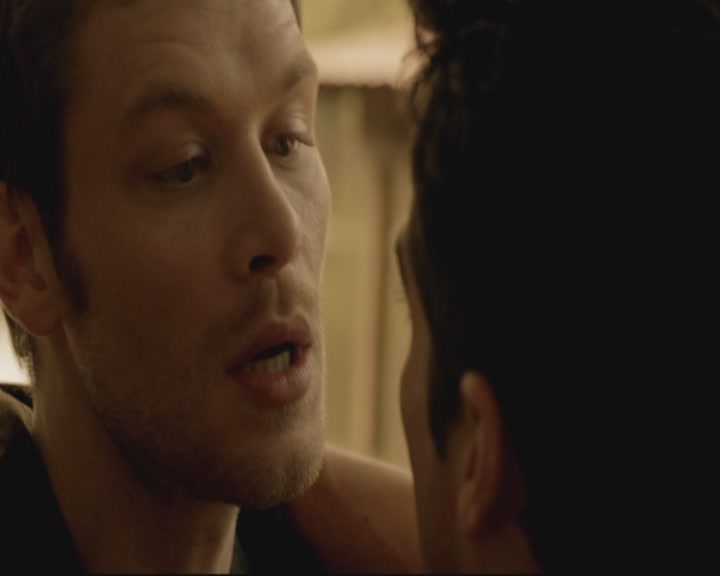 VampireDiariesWorld-dot-org_TheOriginals1x07Bloodletting-deletedscenes0314.jpg