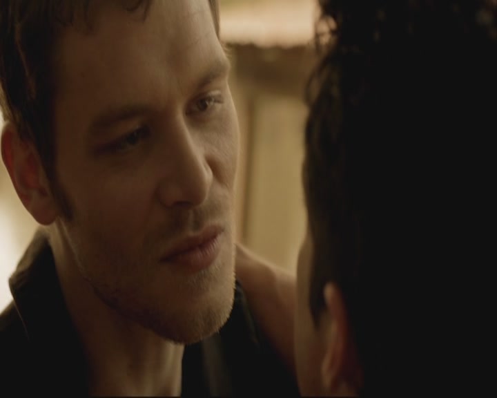 VampireDiariesWorld-dot-org_TheOriginals1x07Bloodletting-deletedscenes0325.jpg