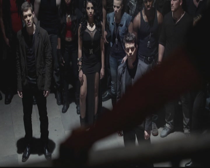 VampireDiariesWorld-dot-org_TheOriginals1x07Bloodletting0191.jpg