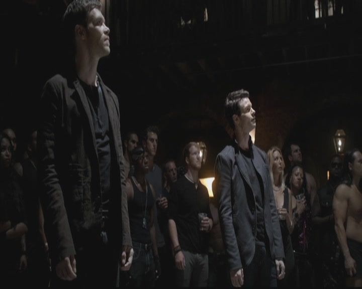 VampireDiariesWorld-dot-org_TheOriginals1x07Bloodletting0204.jpg