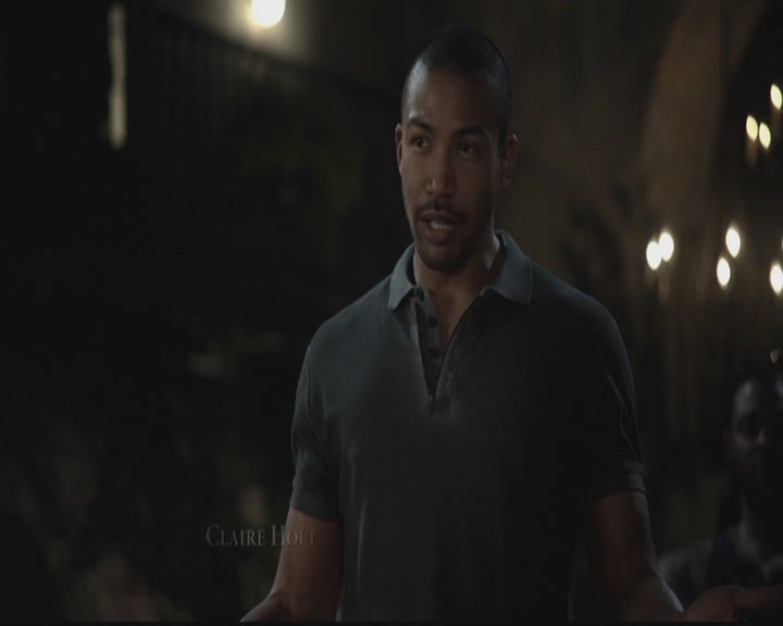 VampireDiariesWorld-dot-org_TheOriginals1x07Bloodletting0293.jpg