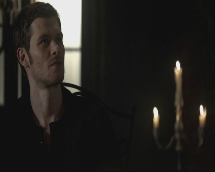 VampireDiariesWorld-dot-org_TheOriginals1x07Bloodletting0300.jpg