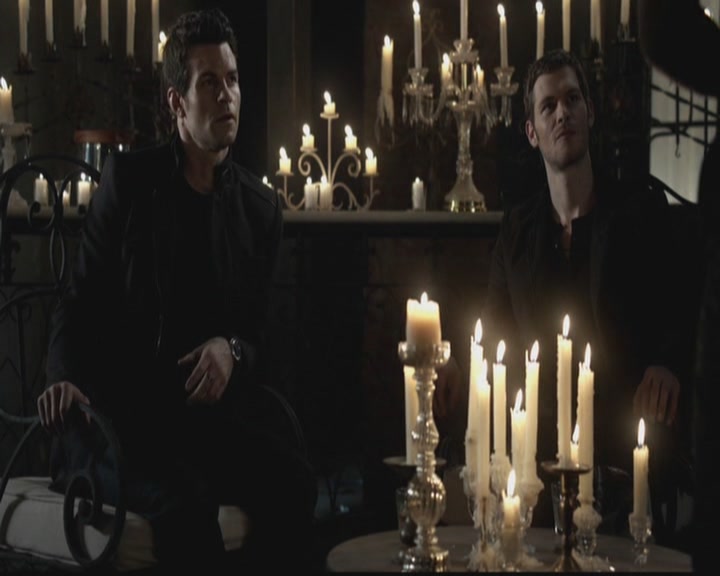 VampireDiariesWorld-dot-org_TheOriginals1x07Bloodletting0318.jpg