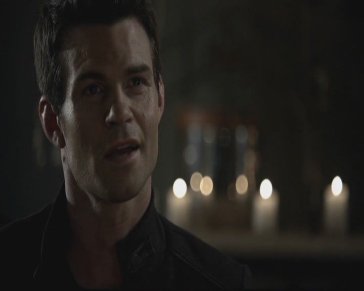 VampireDiariesWorld-dot-org_TheOriginals1x07Bloodletting0323.jpg