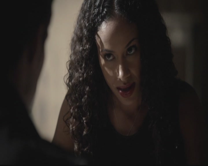 VampireDiariesWorld-dot-org_TheOriginals1x07Bloodletting0426.jpg