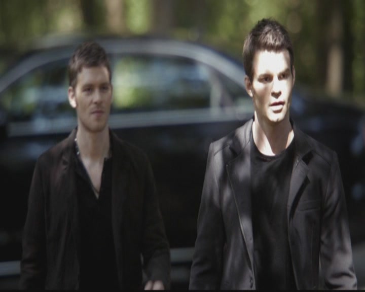 VampireDiariesWorld-dot-org_TheOriginals1x07Bloodletting0520.jpg