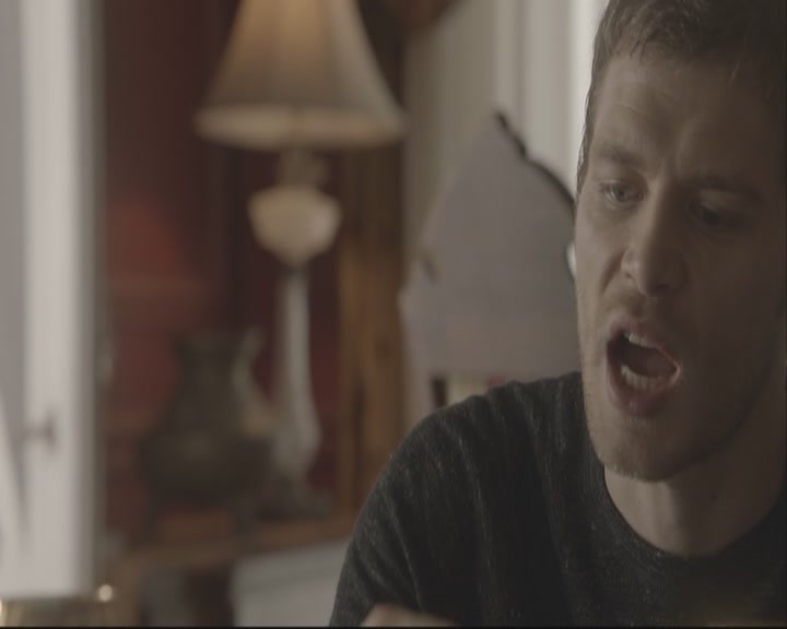 VampireDiariesWorld-dot-org_TheOriginals1x08TheRiverInReverse-deletedscene0104.jpg