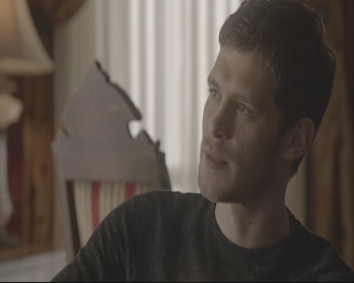 VampireDiariesWorld-dot-org_TheOriginals1x08TheRiverInReverse-deletedscene0111.jpg