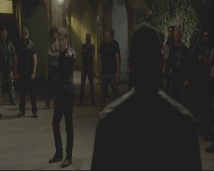 VampireDiariesWorld-dot-org_TheOriginals1x08TheRiverInReverse-deletedscene0166.jpg