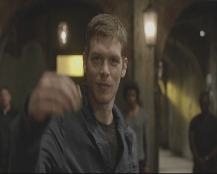 VampireDiariesWorld-dot-org_TheOriginals1x08TheRiverInReverse-deletedscene0207.jpg