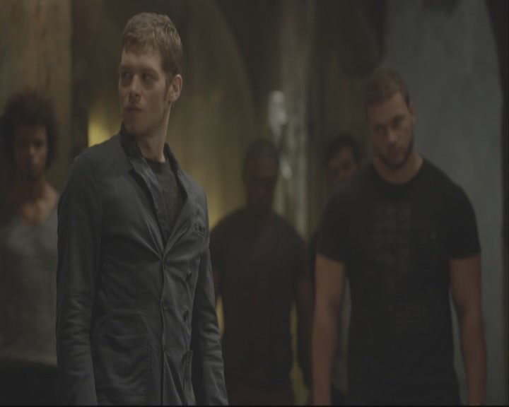 VampireDiariesWorld-dot-org_TheOriginals1x08TheRiverInReverse-deletedscene0239.jpg