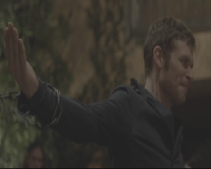 VampireDiariesWorld-dot-org_TheOriginals1x08TheRiverInReverse-deletedscene0259.jpg