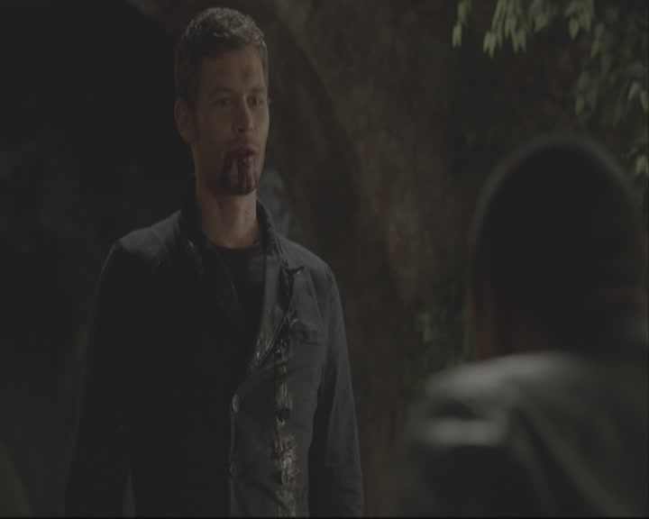 VampireDiariesWorld-dot-org_TheOriginals1x08TheRiverInReverse-deletedscene0389.jpg