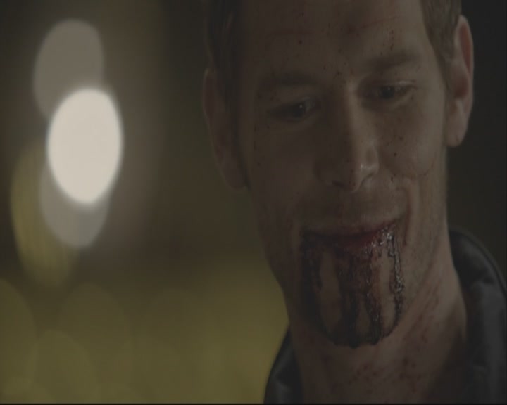 VampireDiariesWorld-dot-org_TheOriginals1x08TheRiverInReverse-deletedscene0412.jpg