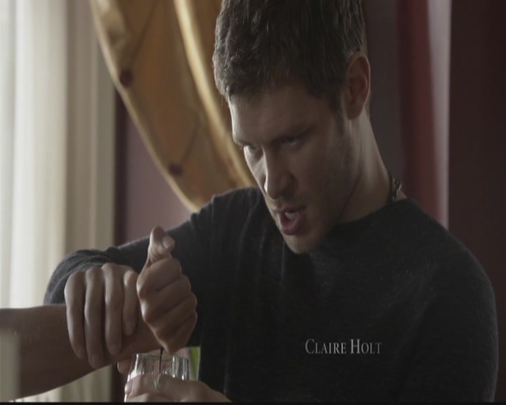 VampireDiariesWorld-dot-org_TheOriginals1x08TheRiverInReverse0138.jpg