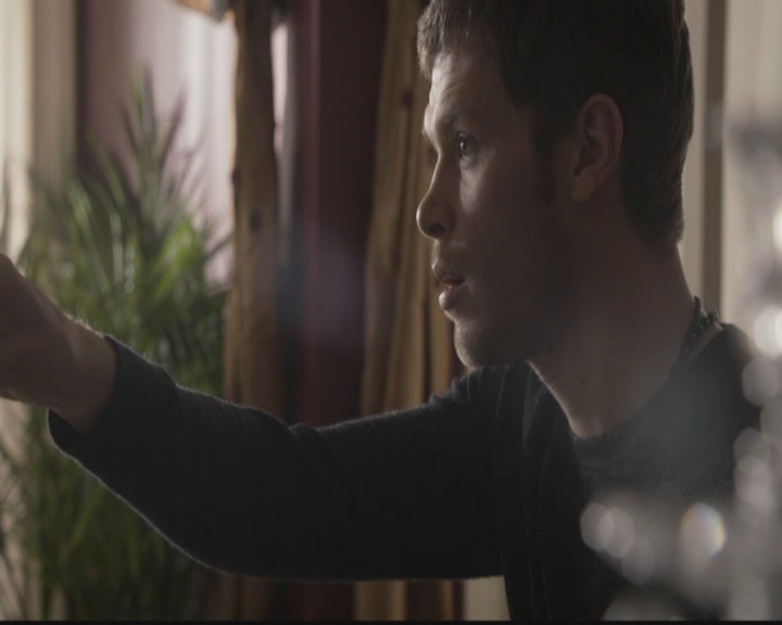 VampireDiariesWorld-dot-org_TheOriginals1x08TheRiverInReverse0178.jpg