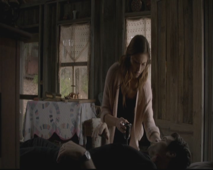 VampireDiariesWorld-dot-org_TheOriginals1x08TheRiverInReverse0213.jpg