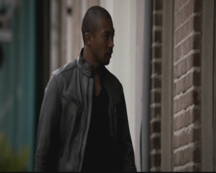 VampireDiariesWorld-dot-org_TheOriginals1x08TheRiverInReverse0296.jpg