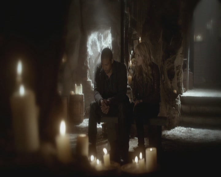 VampireDiariesWorld-dot-org_TheOriginals1x09ReigningPainInNewOrleans0093.jpg