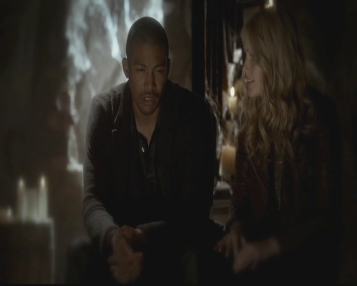 VampireDiariesWorld-dot-org_TheOriginals1x09ReigningPainInNewOrleans0098.jpg