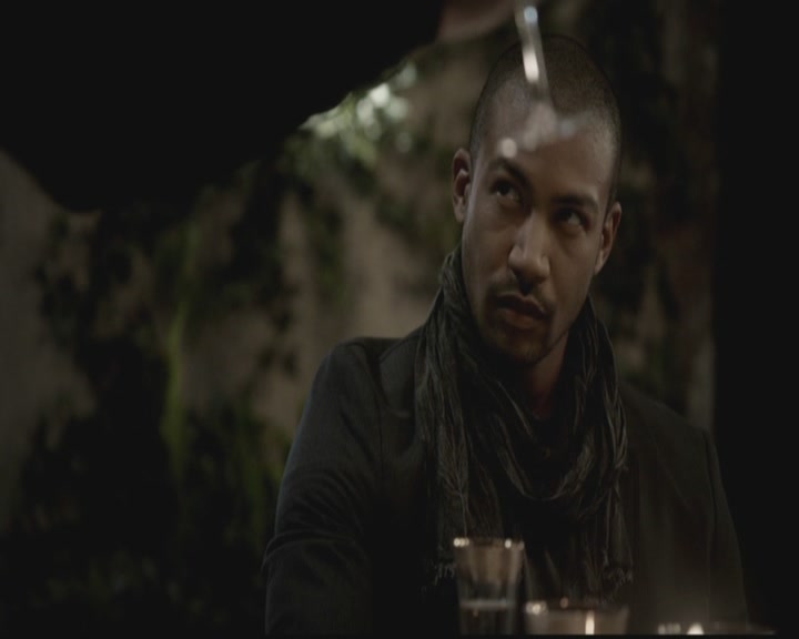 VampireDiariesWorld-dot-org_TheOriginals1x09ReigningPainInNewOrleans0126.jpg