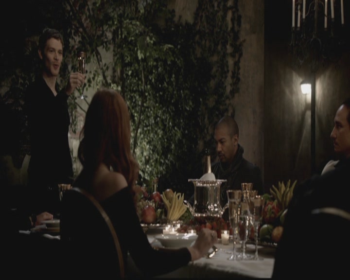 VampireDiariesWorld-dot-org_TheOriginals1x09ReigningPainInNewOrleans0130.jpg