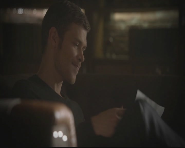 VampireDiariesWorld-dot-org_TheOriginals1x09ReigningPainInNewOrleans0480.jpg