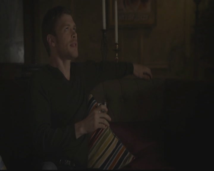 VampireDiariesWorld-dot-org_TheOriginals1x09ReigningPainInNewOrleans0523.jpg