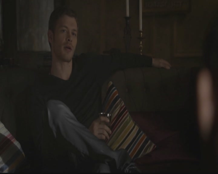 VampireDiariesWorld-dot-org_TheOriginals1x09ReigningPainInNewOrleans0527.jpg