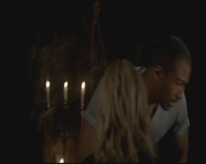 VampireDiariesWorld-dot-org_TheOriginals1x09ReigningPainInNewOrleans2073.jpg