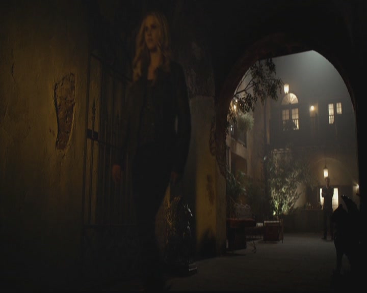 VampireDiariesWorld-dot-org_TheOriginals1x10TheCasketGirls4399.jpg