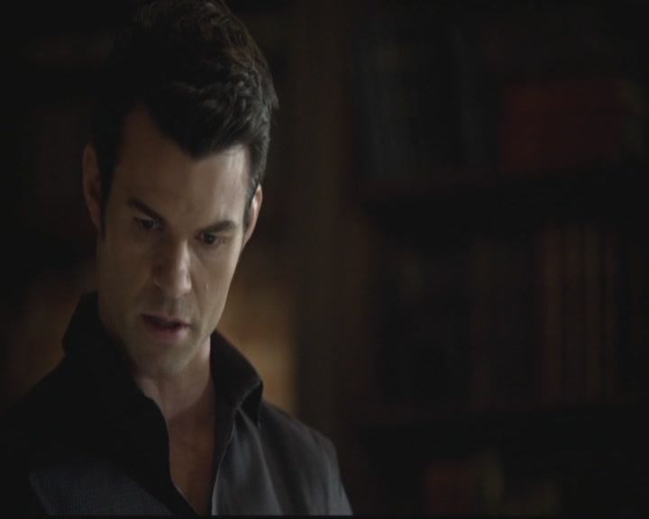 VampireDiariesWorld-dot-org_TheOriginals1x11ApresMoileDeluge0097.jpg