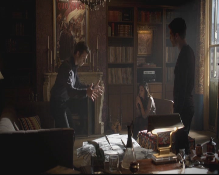 VampireDiariesWorld-dot-org_TheOriginals1x11ApresMoileDeluge0100.jpg