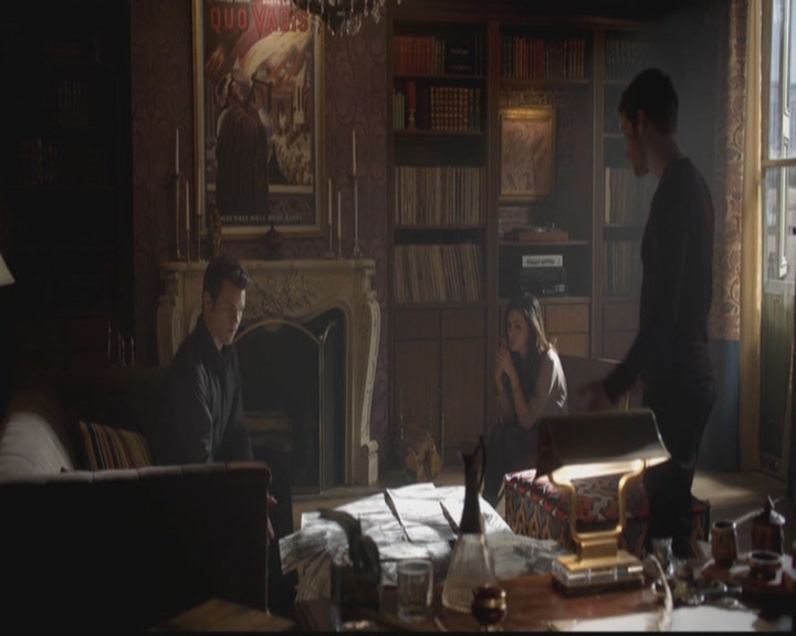 VampireDiariesWorld-dot-org_TheOriginals1x11ApresMoileDeluge0102.jpg