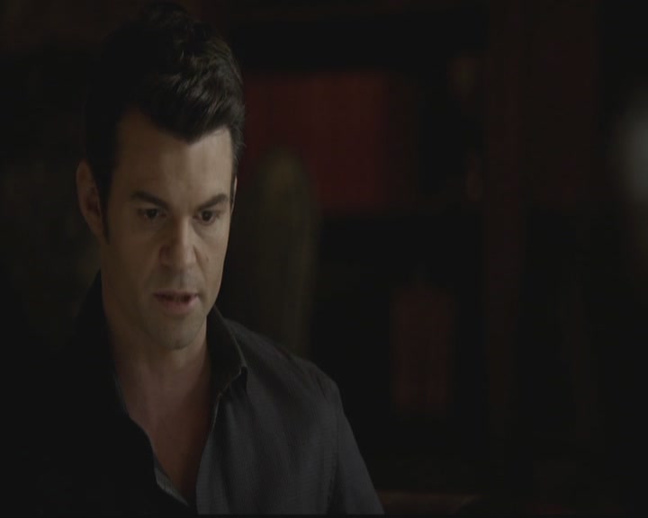 VampireDiariesWorld-dot-org_TheOriginals1x11ApresMoileDeluge0140.jpg