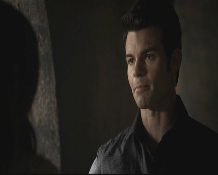 VampireDiariesWorld-dot-org_TheOriginals1x11ApresMoileDeluge0342.jpg