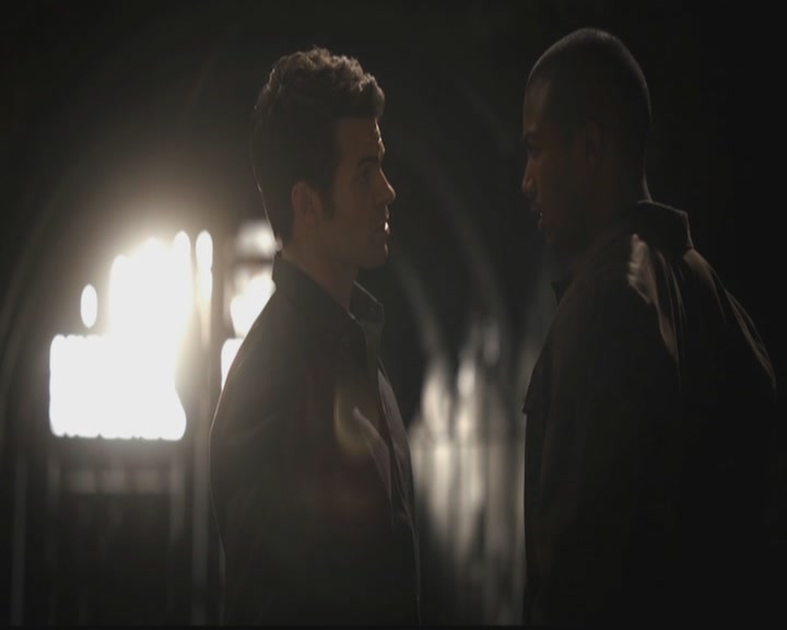 VampireDiariesWorld-dot-org_TheOriginals1x11ApresMoileDeluge0728.jpg