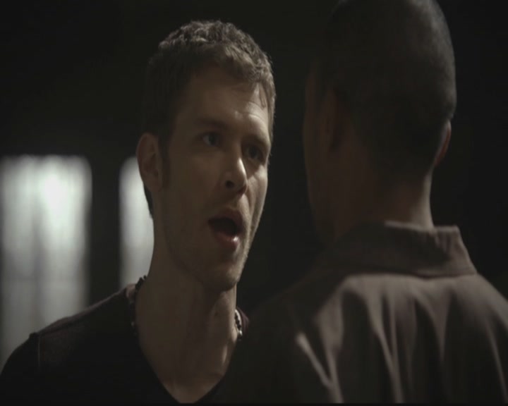 VampireDiariesWorld-dot-org_TheOriginals1x11ApresMoileDeluge0740.jpg