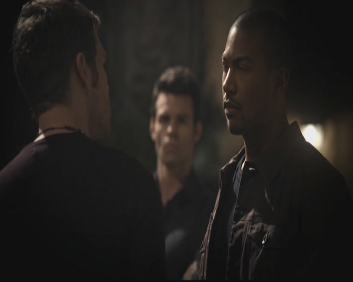 VampireDiariesWorld-dot-org_TheOriginals1x11ApresMoileDeluge0741.jpg