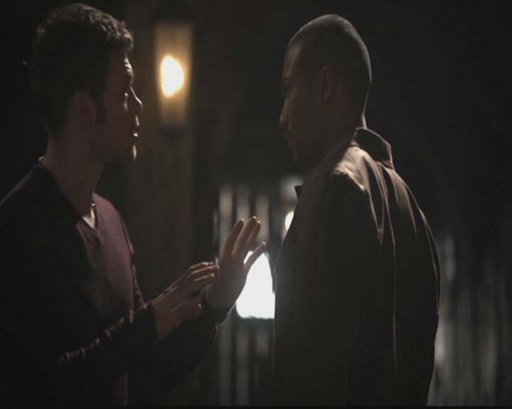 VampireDiariesWorld-dot-org_TheOriginals1x11ApresMoileDeluge0744.jpg