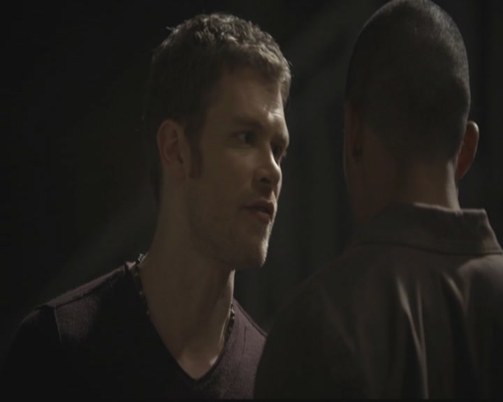 VampireDiariesWorld-dot-org_TheOriginals1x11ApresMoileDeluge0750.jpg