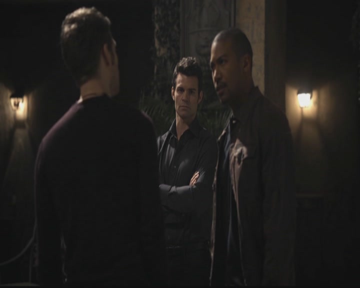 VampireDiariesWorld-dot-org_TheOriginals1x11ApresMoileDeluge0758.jpg