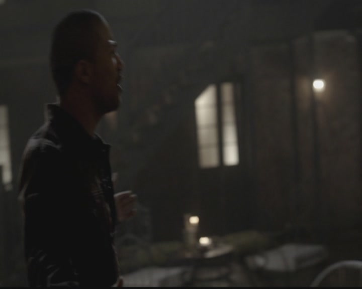 VampireDiariesWorld-dot-org_TheOriginals1x11ApresMoileDeluge1953.jpg