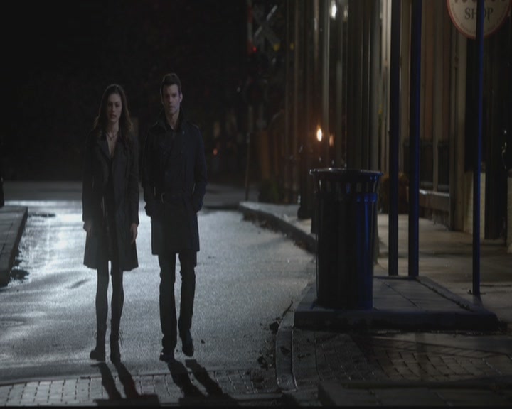 VampireDiariesWorld-dot-org_TheOriginals1x11ApresMoileDeluge2021.jpg