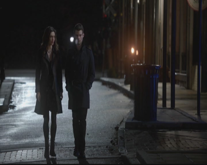 VampireDiariesWorld-dot-org_TheOriginals1x11ApresMoileDeluge2024.jpg