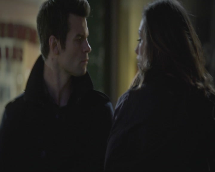 VampireDiariesWorld-dot-org_TheOriginals1x11ApresMoileDeluge2081.jpg