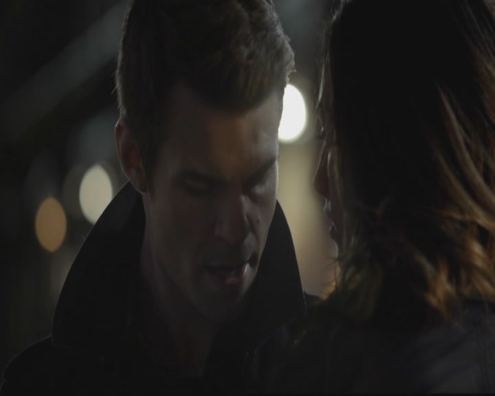 VampireDiariesWorld-dot-org_TheOriginals1x11ApresMoileDeluge2096.jpg